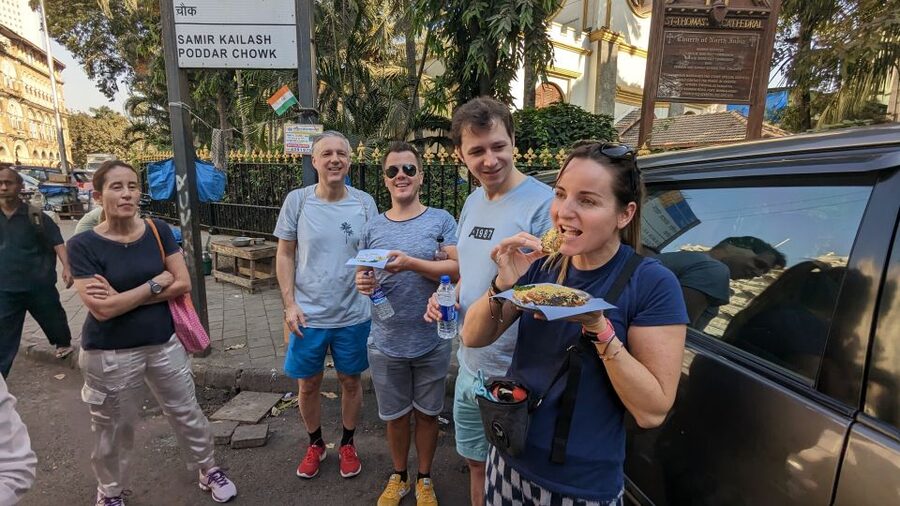 Discover Mumbai's street & beach with Vegetarian food tour - Key things I’d circle before you go