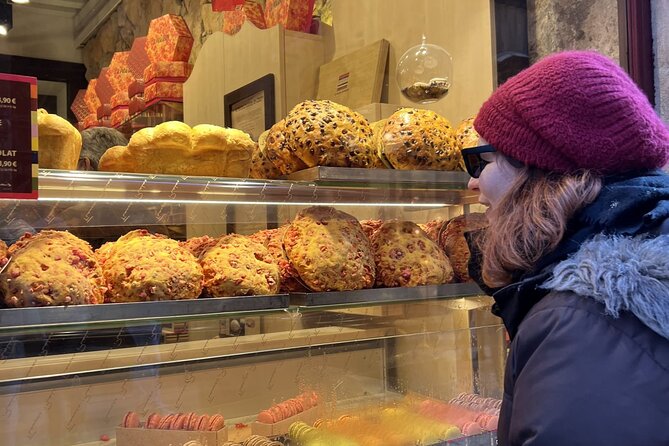 Discover's Lyon's Food with a Local - Food Tour with a Local - Cathédrale Saint-Jean-Baptiste: architecture first, then you eat