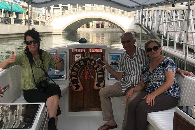 Doha: Pearl Island Food Tour – 7 Tastings, AC Vehicle - Stop-by-stop: canals, beachfront sand, and the marina tea stop