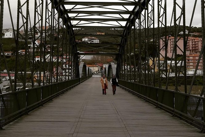 Douro Valley Private Wine and Food Tour From Porto - Quinta do Seixo (Sandeman): A Guided Start to Port Wine Country