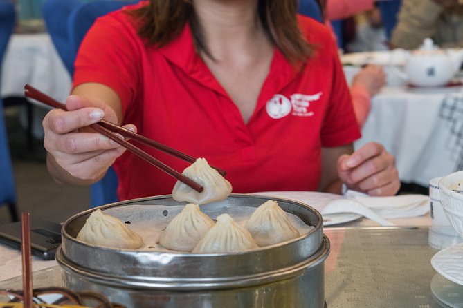 Downtown Vancouver Asian Food Tour by Vancouver Foodie Tours - Meeting at Kirin Restaurant, then walking the Robson Street food world