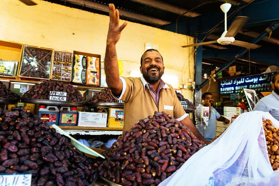 Dubai: Private Food Tour – 10 Tastings with Locals - Private, but not isolated: how the small group pacing feels