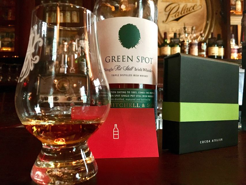 Dublin: 2-Hour Premium Whiskey and Food Tasting Tour - How the guide pairs Irish whiskey with cheese, soda bread, and chocolates