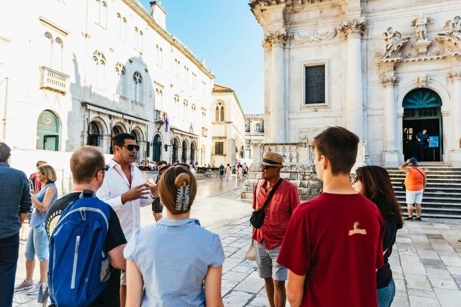 Dubrovnik: Old Town Food Tour - Clocktower meeting point and the rhythm of the walk