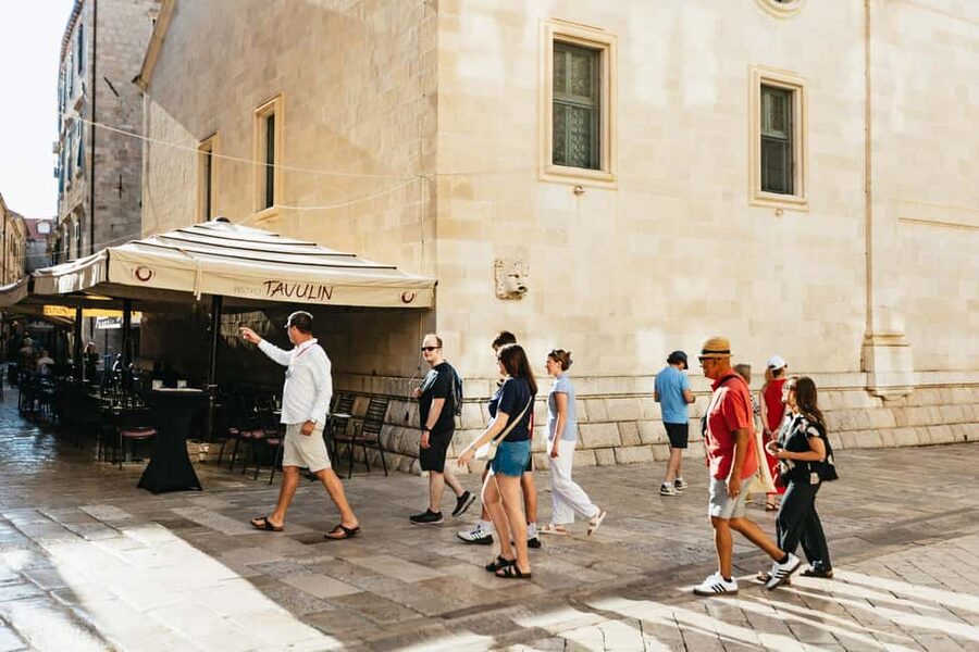 Dubrovnik: Old Town Food Tour - Stop 3: Pasta and the black risotto moment