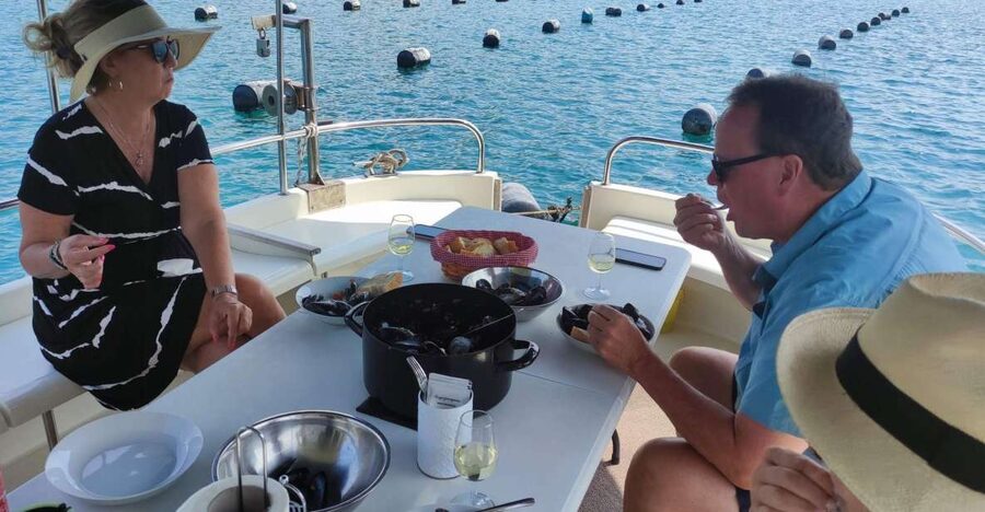Dubrovnik: Oyster, Mussles, and Wine Tasting Tour in Ston - Little Ston Bay boat ride: views plus the working oyster farm angle
