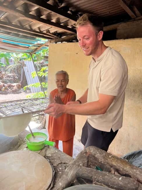 Eat Like a Local – Hoi An Evening Food Tour - How 6:00PM Lantern Light Changes the Food Tour