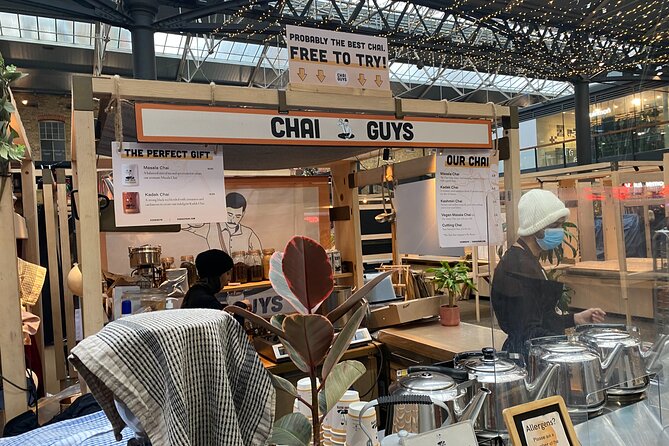 Eat the East End food tour with London Bites Tours - Whitechapel: townhouses, Dickens vibes, and Jack the Ripper context
