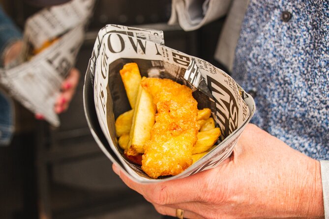 Eating London East End Food Tour - A Historic Jewish East End Landmark: Food Meets Community Roots