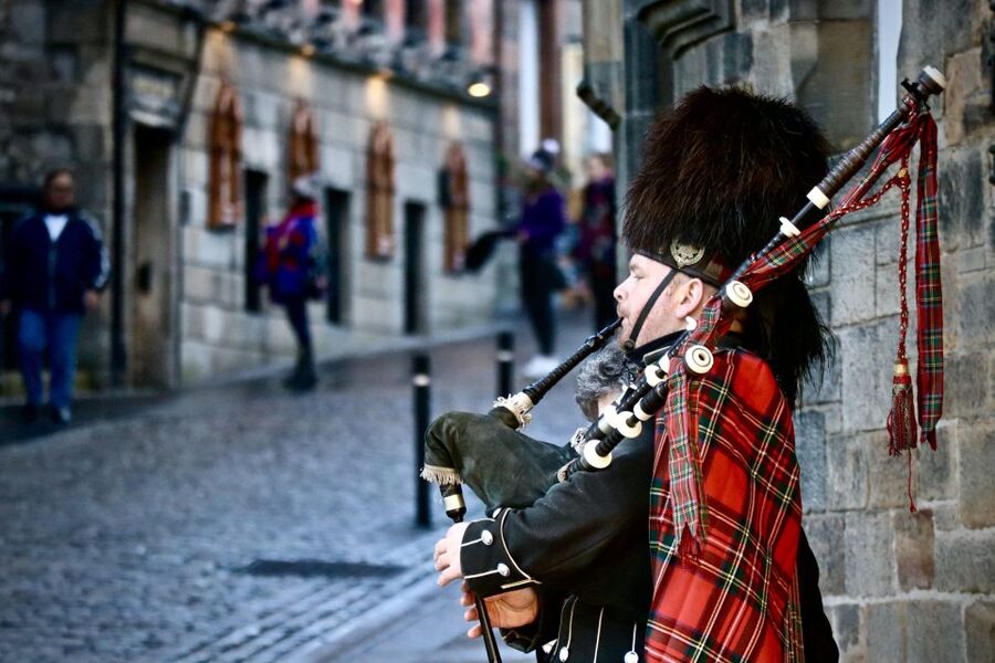 Edinburgh: 3-Hour Guided Secret Food Tour - How the Walking Pace Works (and Who Should Skip It)