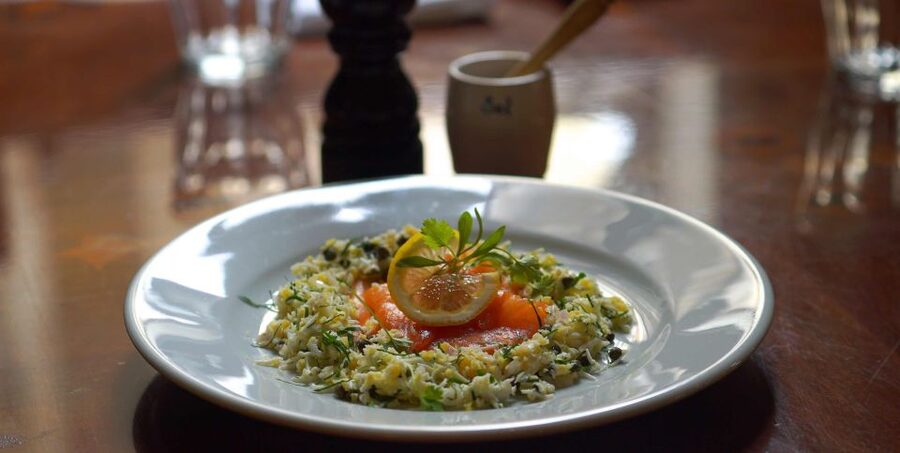 Edinburgh: Food & Drink Tasting Tour - Food to expect: Scottish classics plus local favorites
