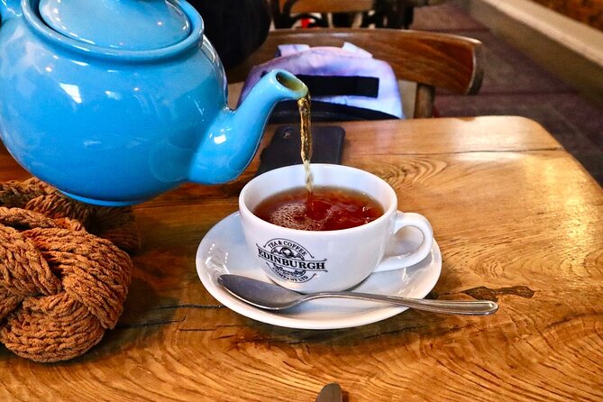 Edinburgh Food Tour with Scotch, Haggis, a Secret Dish & More - Why this Edinburgh food walk feels local, not touristy