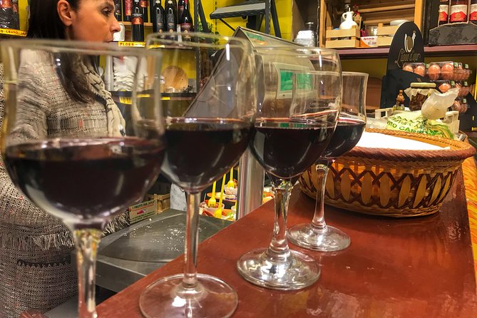 Evening Flavors of Naples: Private Food Tour and Wine Tasting - Starting at Piazza Dante and walking into Neapolis via the Decumanus