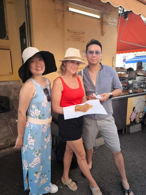 Exclusive Food Tour in Menton -3 hours- small group - Plage des Sablettes: Sea Views, Cheese Tasting, and Provençal Wine