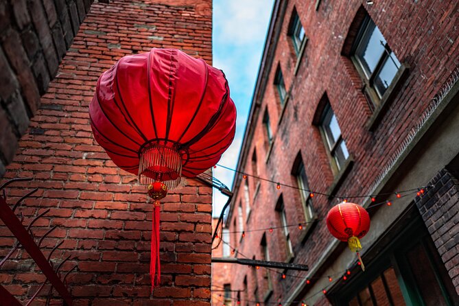 Experience Gastown Vancouver's Elite Walking Food Tour - Harbour Centre Views: The 360° Payoff Stop