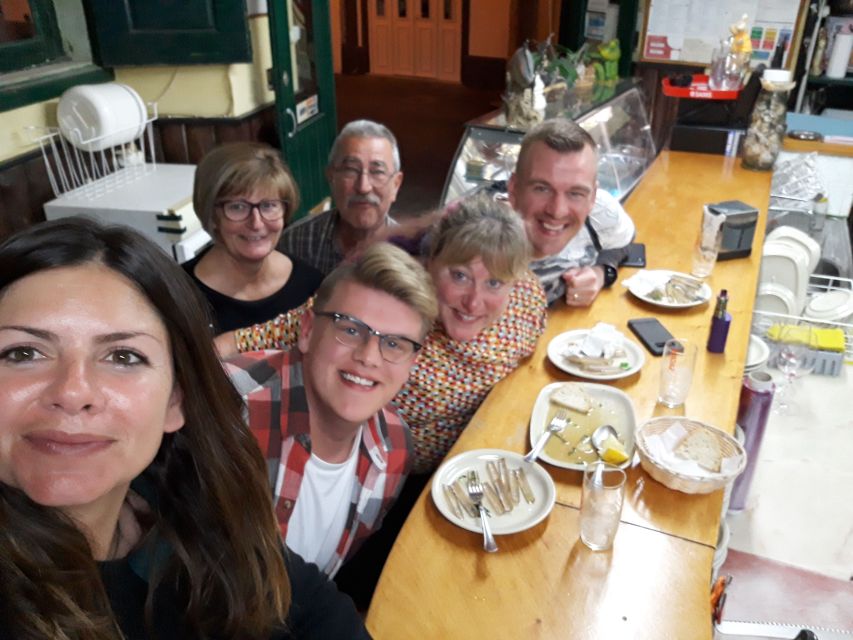 Faro: Old Town Guided Walking Food Tour - Four stops, four vibes: how the evening usually flows