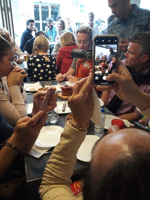 Faro: Old Town Guided Walking Food Tour - Meeting point and what the first minutes feel like