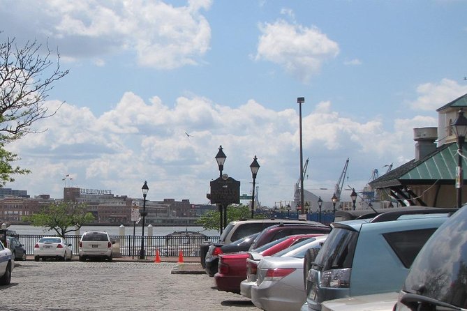 Fells Point Food Tour in Baltimore - How the tastings work: pacing, portion size, and why “family style” matters