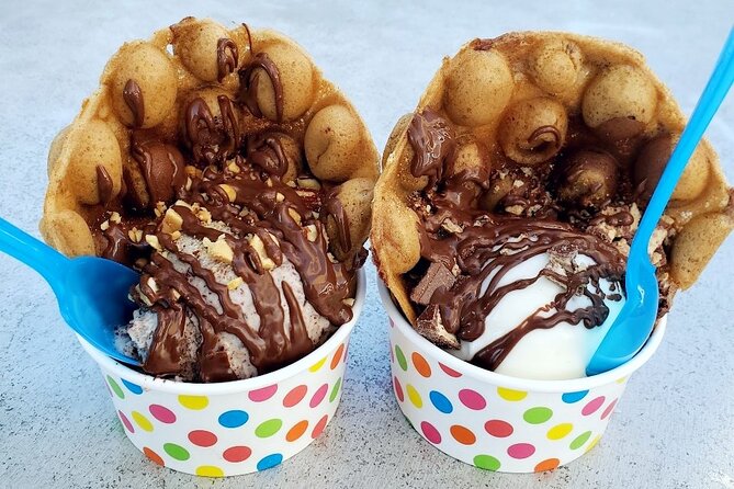 Flavors of Fremont: Downtown Vegas Food Tour & Local Secrets - The guide factor: Jim and April show how Downtown history can be fun