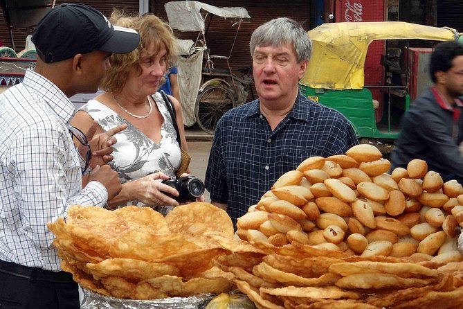 Flavours of Agra Food walk - Stop 1: Jama Masjid and the Real-World Food Start