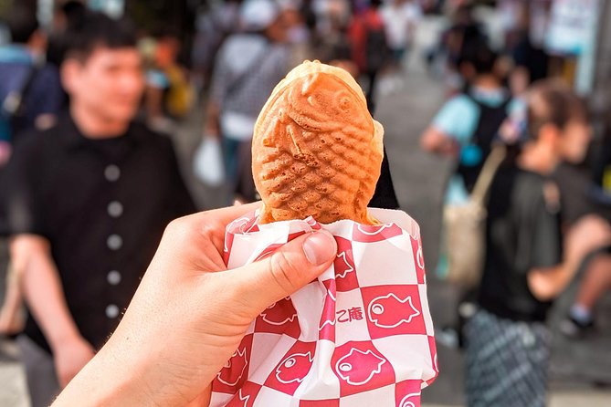 Flavours of Tokyo: A Journey Through Time - Small Group Food Tour - Fukutoku Shrine: a fast culture reset between food stops