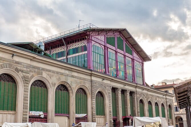 Florence Central Market Food Tour with Eating Europe - San Lorenzo Church start: Medici power meets your appetite