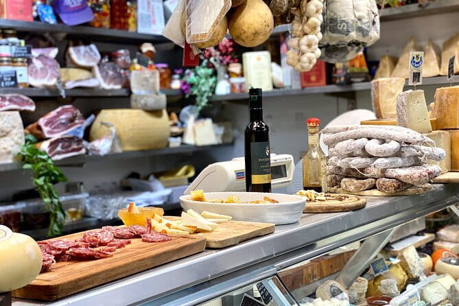 Florence Evening Food Tour with Florentine Steak & Tuscan Wine - Tamerò wine pairing: a handmade raviolo that sets up the steak