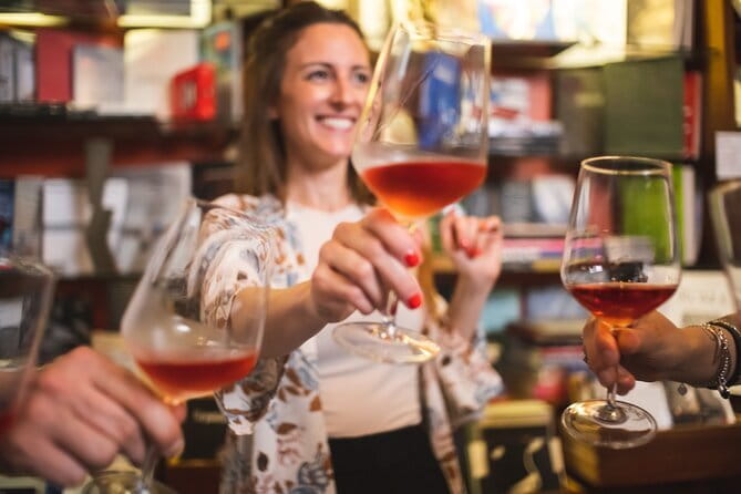 Florence Food Tour: Home-Made Pasta, Truffle, Cantucci, Olive Oil, Gelato - Mercato Centrale: olive oil, balsamic, cantuccini, peposo, and fresh pasta