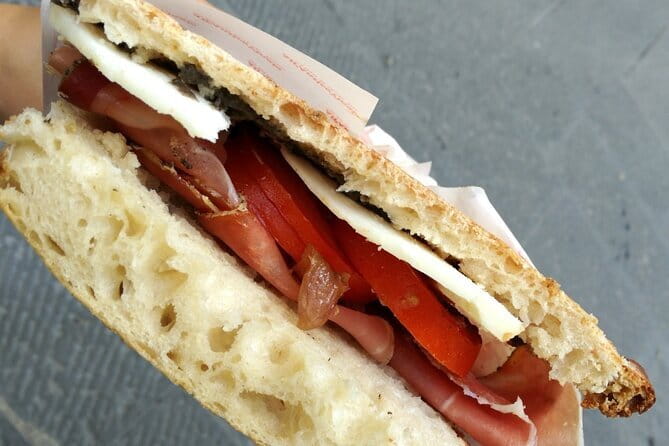 Florence Food Tour with Antico Vinaio skip the line - Chianti and a local-style taste near Piazza della Signoria