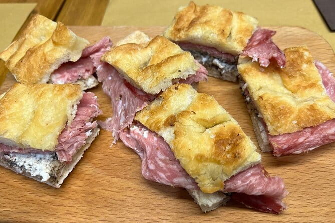 Florence’s Ultimate Food Tour: Full Tuscan Meal by Do Eat Better - Stop 2 near Palazzo Medici Riccardi: pici (and pasta done the old way)