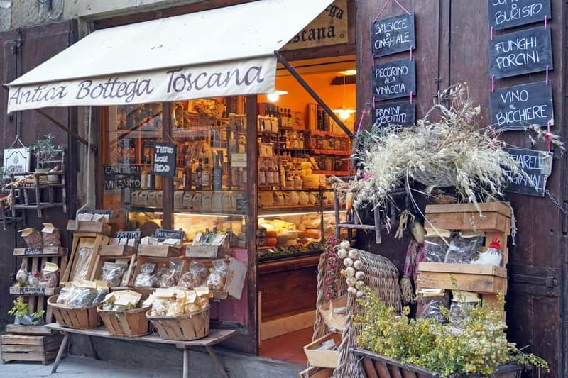 Florence’s Ultimate Food Tour: Full Tuscan Meal with a Local - Lunch in Piazza Indipendenza: A Full Meal Moment