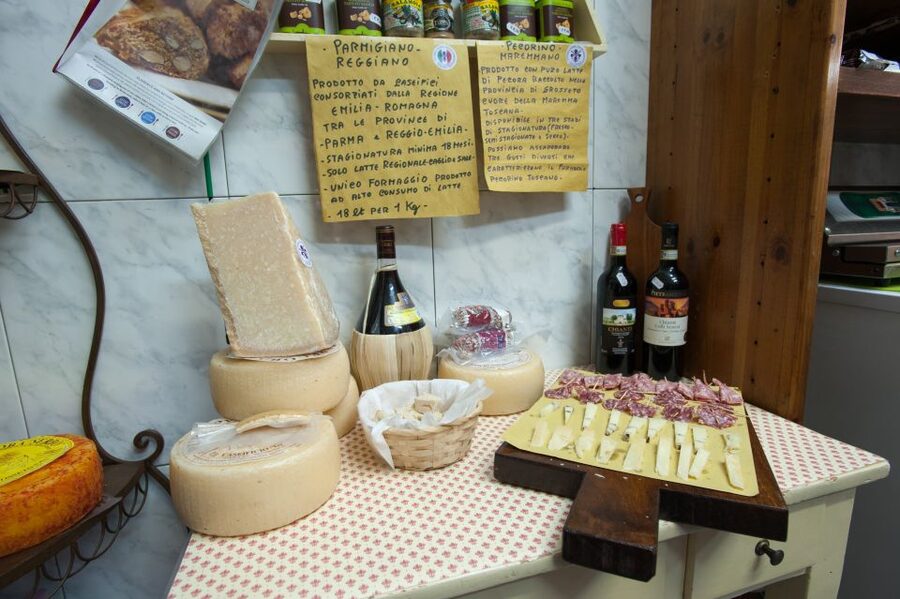 Florence: Sunset Wine and Food Tour - Florence’s Santo Spirito Streets at Sunset: Why This Time Feels Perfect