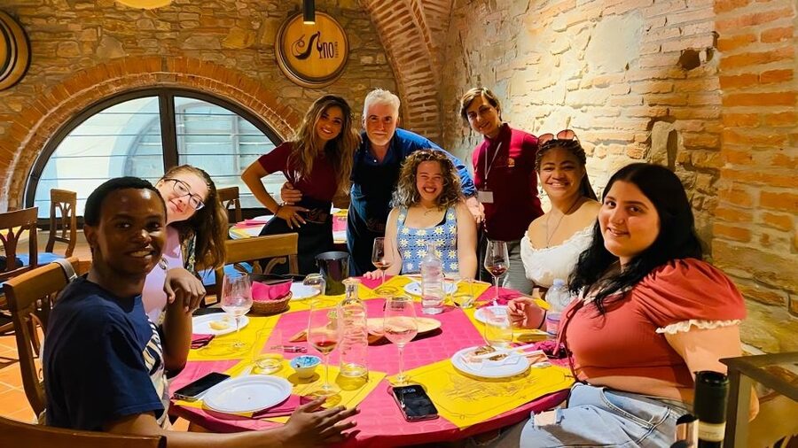 Florence: Taste of Tuscany Wine and Local Food Tour - Small Group Reality: Cozy, Private-Feeling, Sometimes Not Perfect