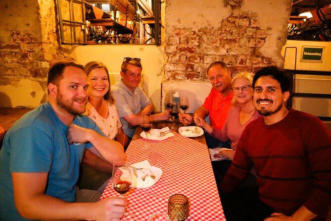 Food Tasting Tour in Hidden Gems of Vienna for Small Groups - Timing: What a 3-Hour Evening Feels Like