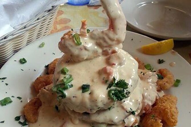Food Tour of New Orleans Garden District: Group of Nine or Less - Food and drink rules you should know before you go