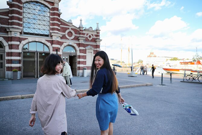 FOOD Tour with Roof Top Bar in Helsinki - Kauppatori Market Square: snack culture with good people-watching