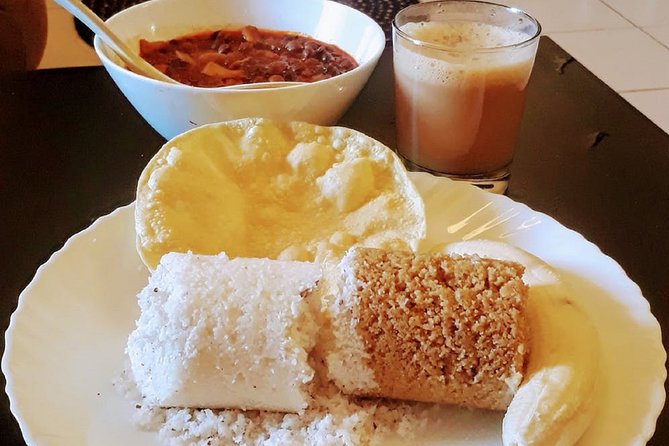 Food Walk Alleppey (2 Hours Guided Local Food Tasting Experience) - What you’ll eat on the street: Kerala snacks that feel like a menu