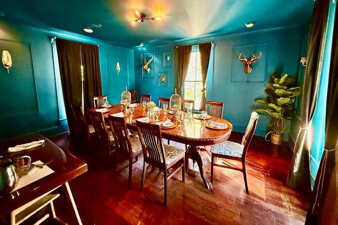 Fort Lauderdale Historic District Food Tour Experience - Stop 2: old-school Italian plus a speakeasy-style surprise