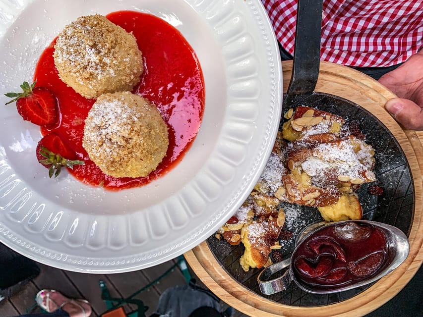 Frankfurt: Food Tour to 3-4 Local Food Spots - English vs German: make the language work for you