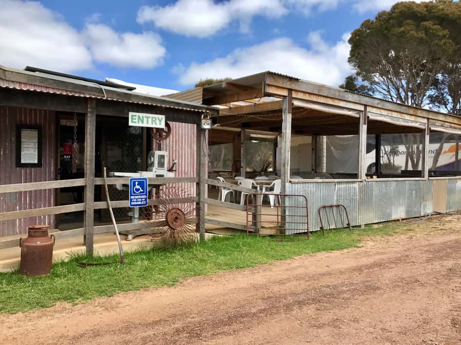 From Penneshaw: Kangaroo Island Shore Excursion Tasting Tour - Getting to the right pickup spot at Penneshaw
