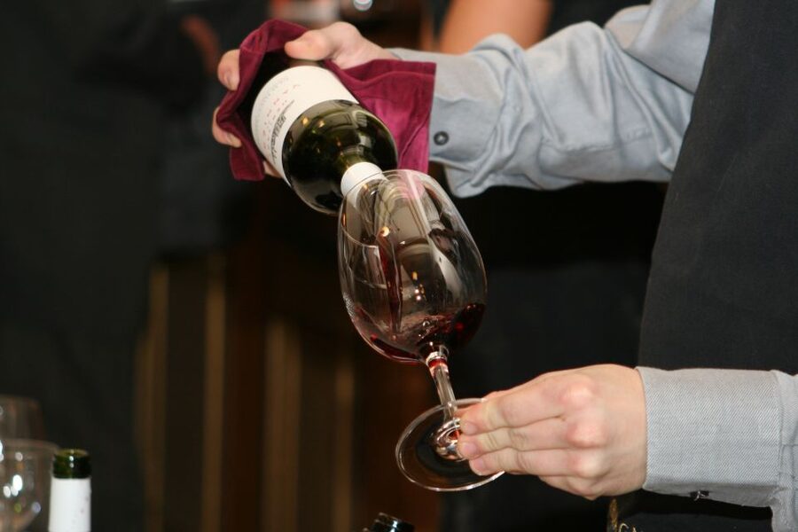 From Sorrento: Full-Day Pompeii & Wine Tasting Tour - Timing, Comfort, and the Heat Problem