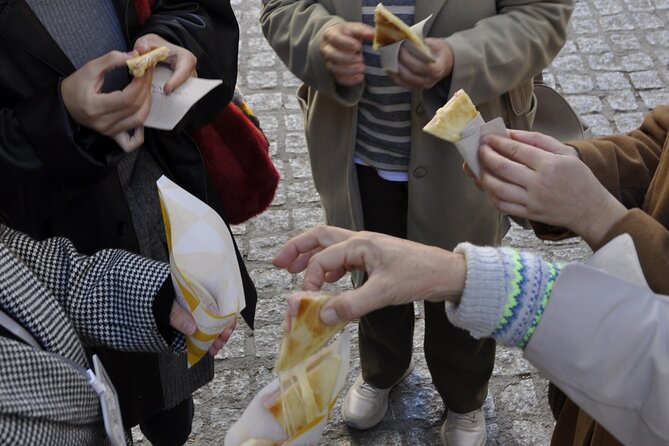 Girona Morning Food Tour & Local Market - Plaza de la Independencia start: your welcome refreshments and orientation