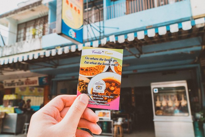 Go where the locals go, Eat what the locals eat! Food Tour with Local Foodies - Key things that make this tour work