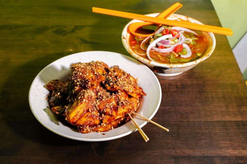 Good Morning Penang Food Tour with 15+ Tastings - Dim sum in the middle of a street-food route