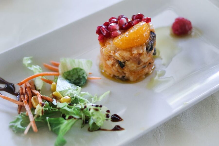 Granada: Walking Food Tour - The oldest tavern moment: soaking up atmosphere through food