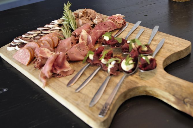 Guided Food Tour Haarlem (4-8 guests) - Old City - Your guide’s role: stories that make the food click