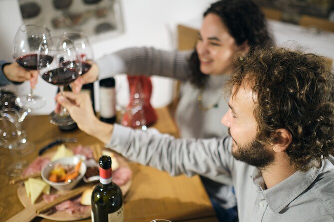 Guided Food Tour with Wine Tasting in Verona - Your 9 Tastings: From Olive Oil Bruschetta to Verona Sweets