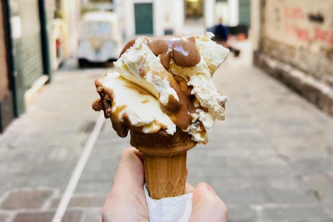 Guided Food Tour with Wine Tastings in Genoa - Doge’s Palace quick look: why you see it even without a museum ticket