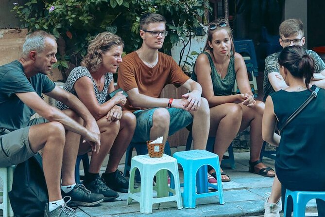 Ha Noi Walking Food Tour, Non Vegetarian,Vegan, vegetarian Option - Stop by stop: Hoan Kiem, night market lanes, and St. Joseph’s Cathedral