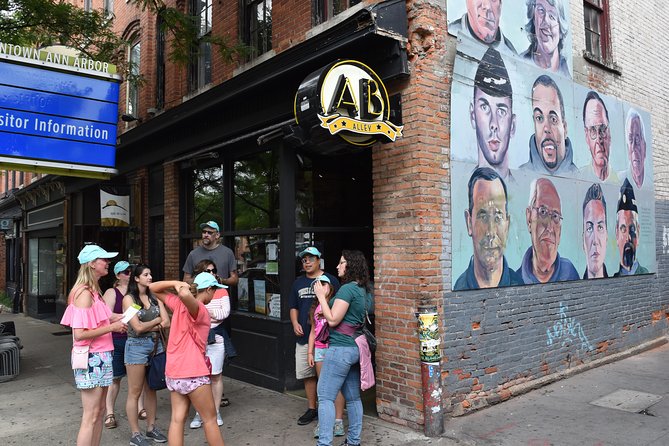 Half-Day Classic Food Tour in Ann Arbor with Lunch - Guides, chef moments, and why the conversation matters